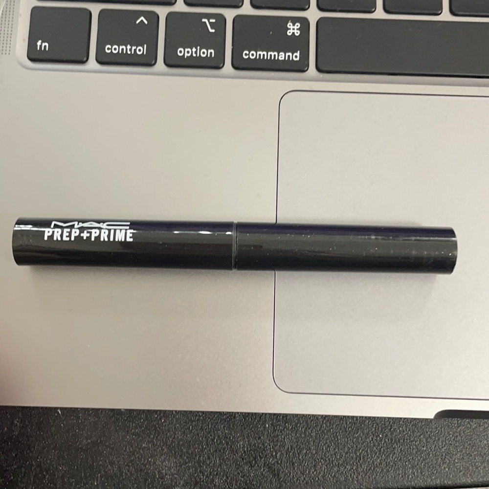 MAC lip prep+ prime lip prime lipstick